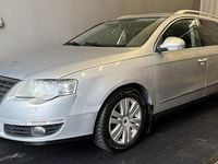 Begagnad VW Passat Highline 140 HK (102 kW) 2007 Silver Kombi