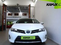 begagnad Toyota Auris Hybrid e-CVT Edition 50 M-Värmare 136hk