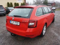 Begagnad Skoda Octavia Ambition 116 HK (85 kW) 2019 Röd Kombi