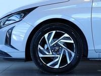 Ny Hyundai i20 Essential 84 HK (61 kW) 2025 Lumen grey pearl Halvkombi