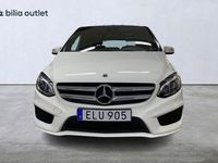 begagnad Mercedes B200 d GLB AMG 136hk Pano Navi Drag Carplay 2018 Vit