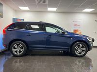 Begagnad Volvo XC60 Ocean Race 181 HK (133 kW) 2015 Blå SUV