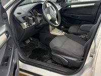 Begagnad Opel Astra 115 HK (84 kW) 2008
