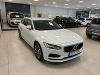 Begagnad Volvo V90 Momentum 150 HK (110 kW) 2018 Vit Kombi