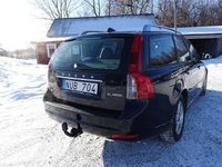 Begagnad Volvo V50 Momentum 116 HK (85 kW) 2011 Svart Kombi