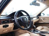 begagnad BMW 325 i Touring Advantage Comfort Dynamic Skin Besiktad