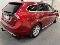 Begagnad Volvo V60 Summum 181 HK (133 kW) 2014 Röd Kombi