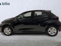 Begagnad Toyota Yaris Hybrid Active 117 HK (86 kW) 2024 Svart Halvkombi