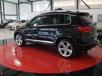 begagnad VW Tiguan 2.0 TDI 4Motion Premium (177hk)Ny bes Drag