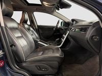 Begagnad Volvo XC70 Inscription 181 HK (133 kW) 2015 Blå Kombi