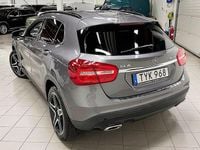 Begagnad Mercedes GLA200 136 HK (100 kW) 2016 Grå SUV