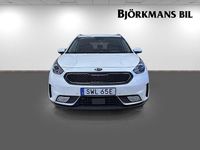 Begagnad Kia Niro Advance 105 HK (77 kW) 2019 /swp/ snow white pearl SUV