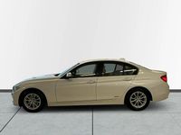 Begagnad BMW 320 184 HK (135 kW) 2014 Vit Sedan