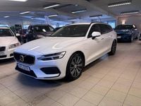 Begagnad Volvo V60 Momentum 253 HK (186 kW) 2020 Vit Kombi