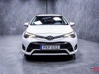 Begagnad Toyota Avensis Multidrive S 147 HK (108 kW) 2017 Vit Kombi