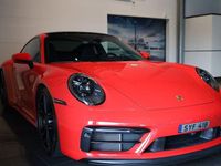 Begagnad Porsche 911 480 HK (353 kW) 2023 Röd (red) Sportkupé