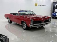 Begagnad Pontiac LeMans 254 HK (186 kW) 1967 Röd Sedan