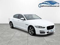 Begagnad Jaguar XE 163 HK (119 kW) 2015 Vit Sedan