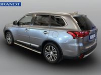 Begagnad Mitsubishi Outlander 151 HK (111 kW) 2017 Grå SUV