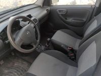 Begagnad Opel Combo 94 HK (69 kW) 2010 Minibuss