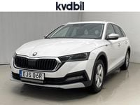 Begagnad Skoda Octavia Scout 2023 Vit Kombi