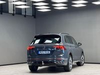 Begagnad VW Tiguan R-line 245 HK (180 kW) 2023 Mörkgrå SUV