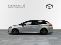 begagnad Toyota Corolla Hybrid 1,8 TS Style Bi-Tone Vinterhjul ingår