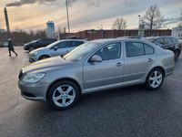 begagnad Skoda Octavia 1.6 MPI Multifuel Sedan