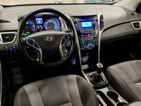 Begagnad Hyundai i30 Comfort 110 HK (80 kW) 2016 Silver Kombi