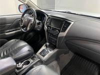 begagnad Mitsubishi L200 Double Cab Premium 2.2 Di-D 150hk 4WD Aut -
