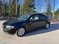 begagnad Volvo S40 NYBES till 2025.02.01 ej rost 2.4l