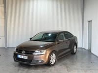 Begagnad VW Jetta GT 105 HK (77 kW) 2011 Brun Sedan