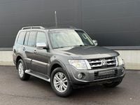 Begagnad Mitsubishi Pajero 200 HK (147 kW) 2013 Grå SUV