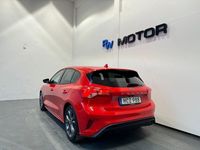 begagnad Ford Focus 1.0 125hk EcoBoost ST-Line B-kamera Carplay