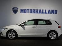 Begagnad VW Golf VIII 112 HK (82 kW) 2023 Vit Halvkombi