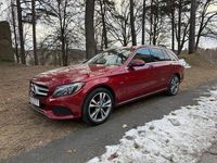 Begagnad Mercedes C350e Avantgarde 211 HK (155 kW) 2017 Röd Kombi
