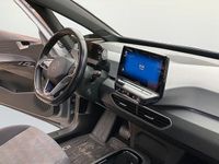 begagnad VW ID3 Pro Performance PRO FAMILY backkamera LED MATRIX m.m 2021, Halvkombi