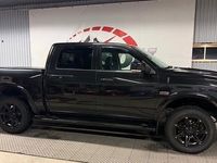 Begagnad RAM 1500 394 HK (289 kW) 2018 Svart Pickup