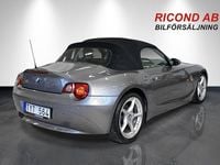 Begagnad BMW Z4 231 HK (169 kW) 2002 Grå Cab