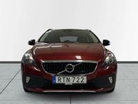 Begagnad Volvo V40 Kinetic 120 HK (88 kW) 2018 Röd Halvkombi