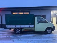 Begagnad VW T5 102 HK (75 kW) 2008 Grön Van