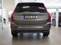 begagnad Volvo XC90 T5 AWD R-Design 7 Säten Head UP Värmare Panoramaglas Låg Skatt 2076 År