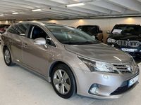 begagnad Toyota Avensis Kombi 1.8 Valvematic 147hk Panorama