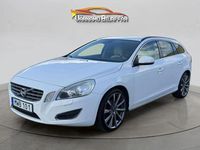 Begagnad Volvo V60 Momentum 163 HK (119 kW) 2013 Vit Kombi