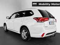 begagnad Mitsubishi Outlander P-HEV 2.0 Hybrid 4WD CVT Rattvärme DAB 2017, SUV