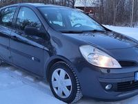 Begagnad Renault Clio R.S. 75 HK (55 kW) 2008 Mörkgrå metallic Halvkombi
