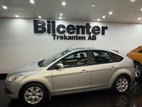 Begagnad Ford Focus Trend 125 HK (91 kW) 2009 Grå Halvkombi