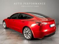 Begagnad Tesla Model 3 Long Range AWD 366 kW (498 HK) 2024 Röd Sedan