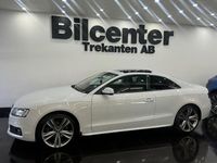 Begagnad Audi A5 S-Line 180 HK (132 kW) 2010 Vit Sportkupé