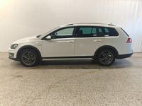 Begagnad VW Golf Alltrack 180 HK (132 kW) 2016 Vit Kombi